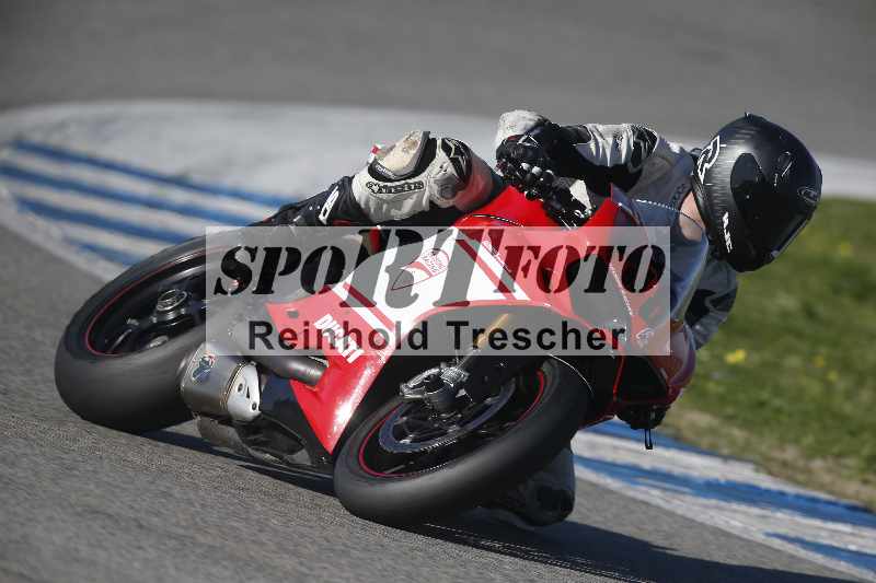 /Archiv-2024/01 26.-28.01.2024 Moto Center Thun Jerez/Gruppe gruen-green/258